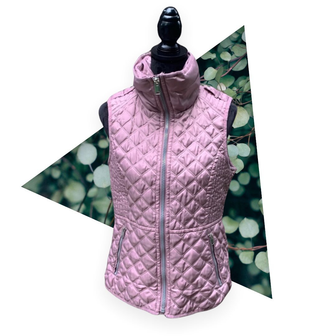 Andrew Marc Women's Quilted Assymmetrical Vest Marc New York Fuchsia Size M Andrew Marc Women's Quilted Assymmetrical Vest Marc New York Fuchsia Size M